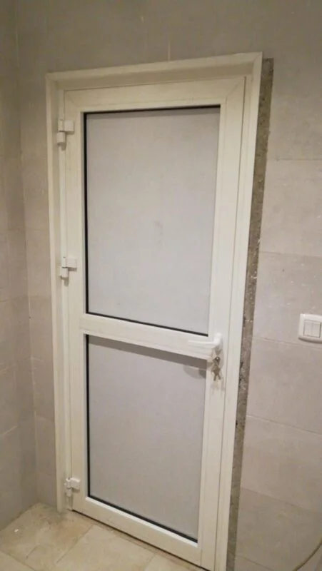 أبواب ألمنيوم